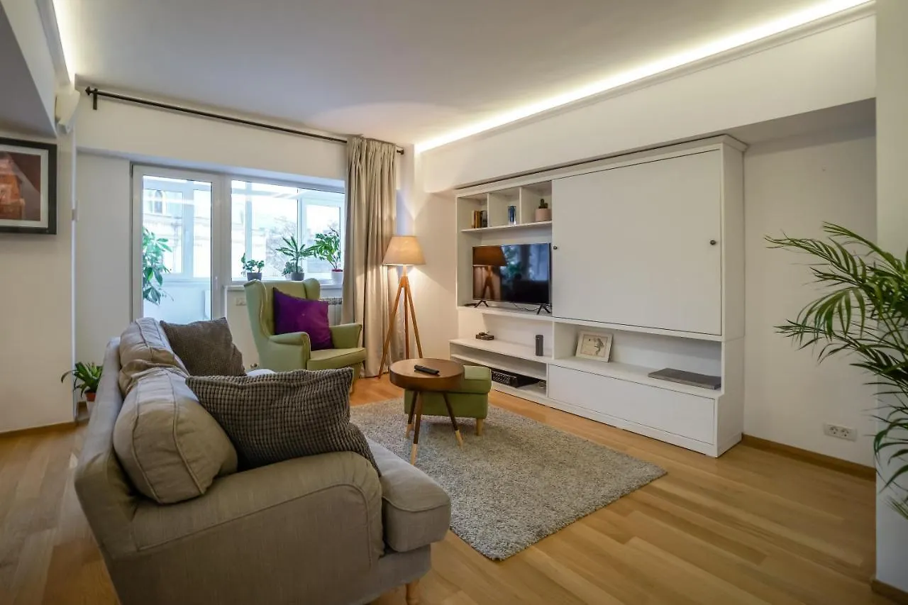 Visit Bucharest Romana Square Central Apt. - Metro Apartment
