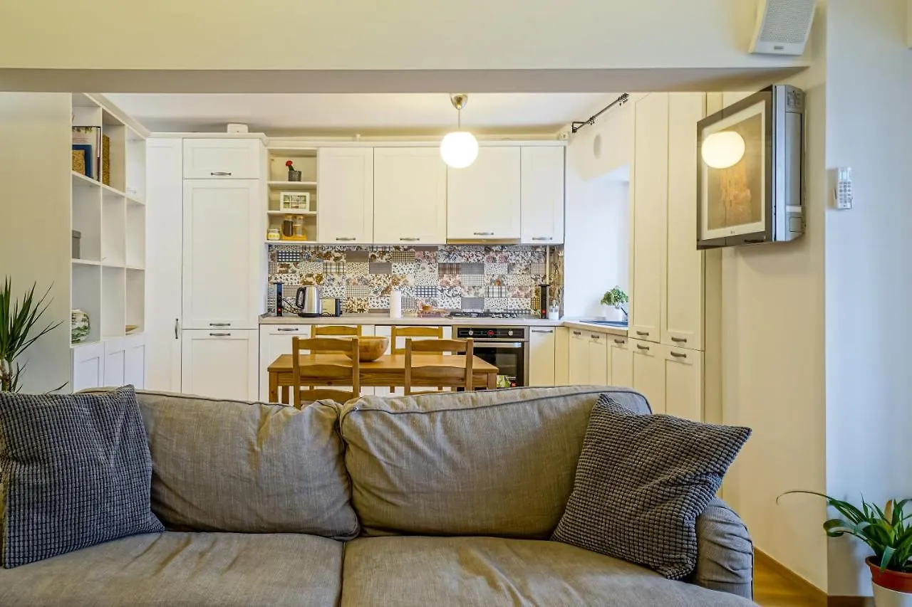 Apartment Visit Bucharest Romana Square Central Apt. - Metro