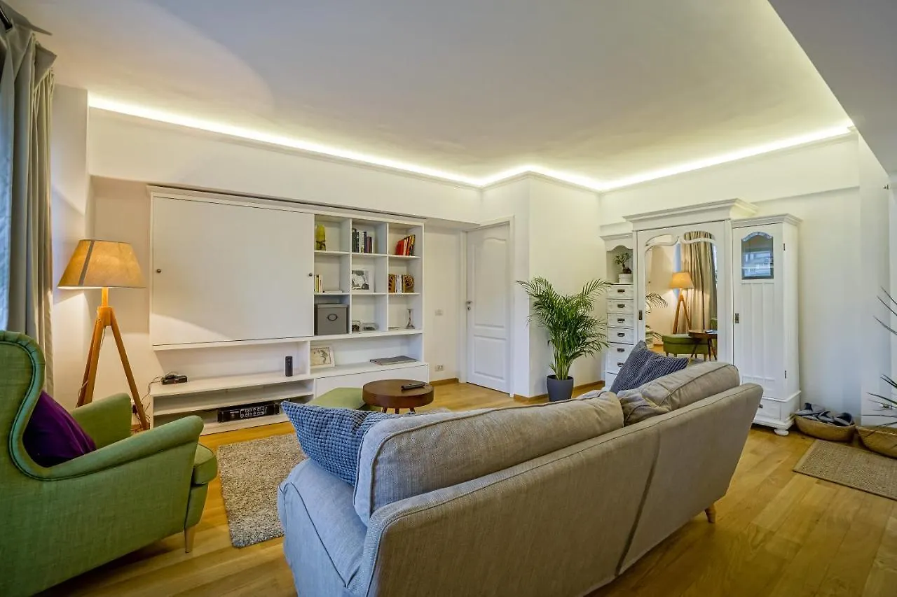 Visit Bucharest Romana Square Central Apt. - Metro