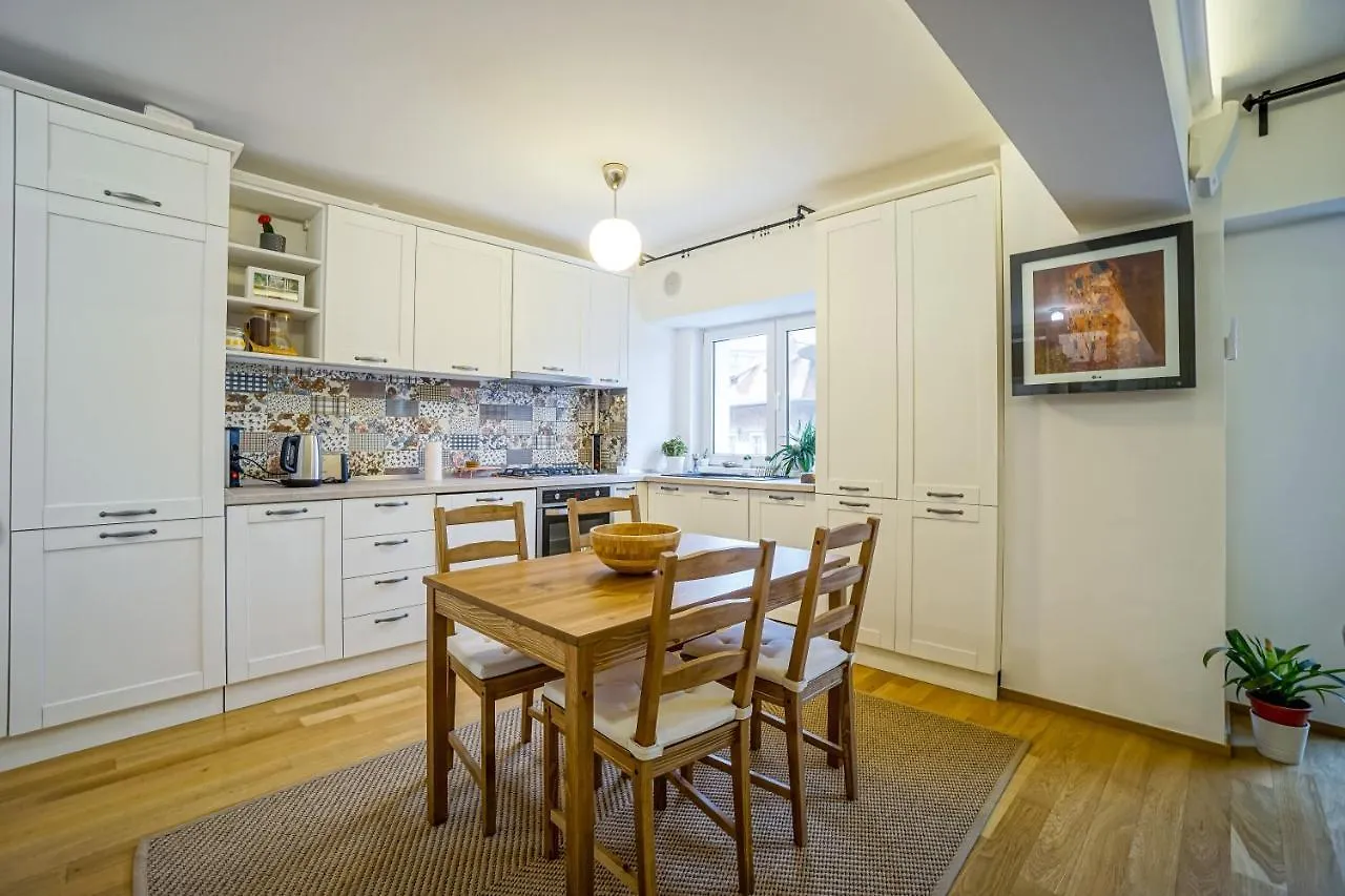 Apartment Visit Bucharest Romana Square Central Apt. - Metro